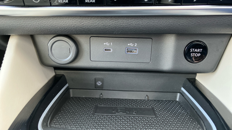 Nissan X-Trail 1.5 E-Power E-4orce 213 Tekna 5dr Auto Hybrid Station Wagon